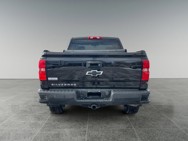 Used 2018 Chevrolet Silverado 1500 W/T w/ Black Out Edition image 4
