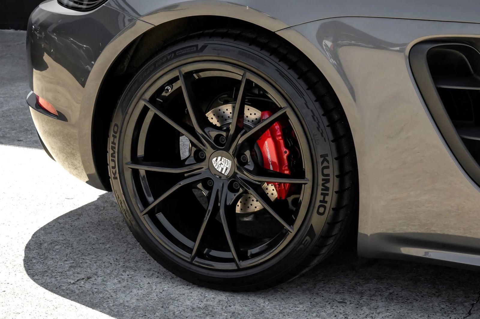 Used 2019 Porsche 718 Cayman S RWD image 54