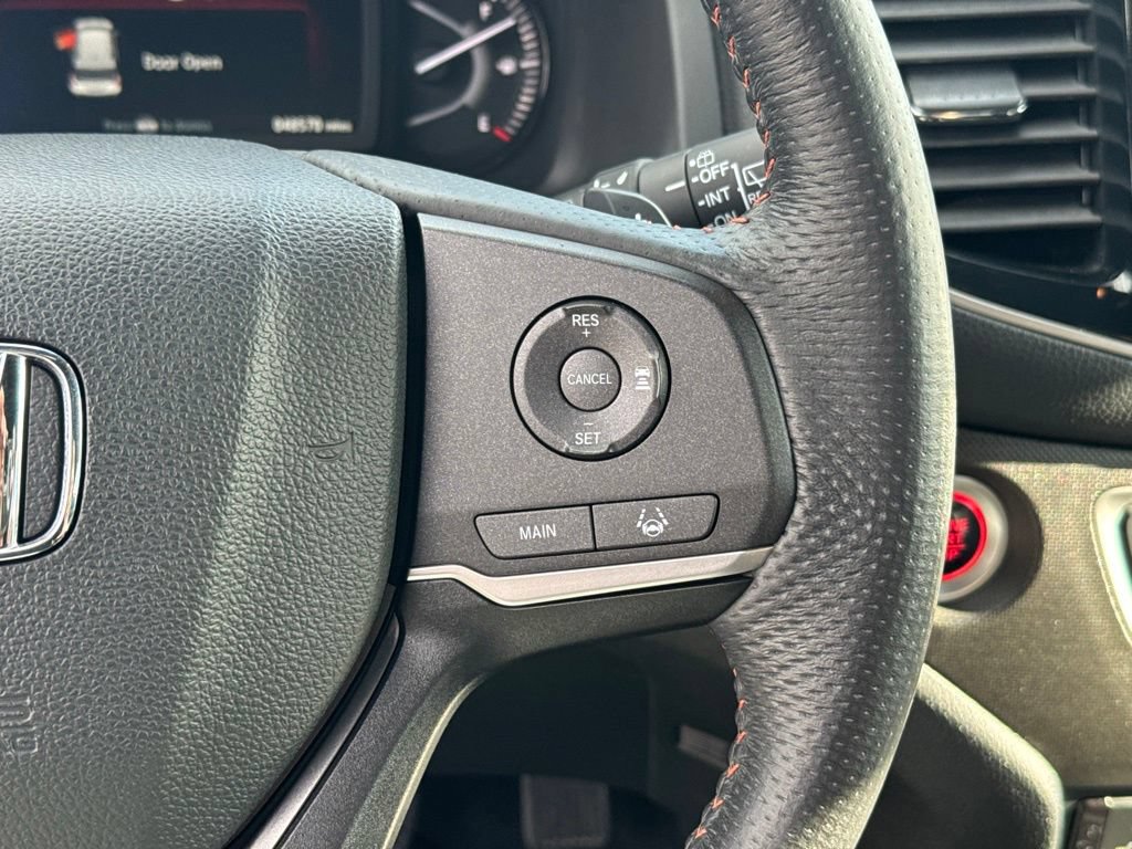 Certified 2023 Honda Passport TrailSport image 17