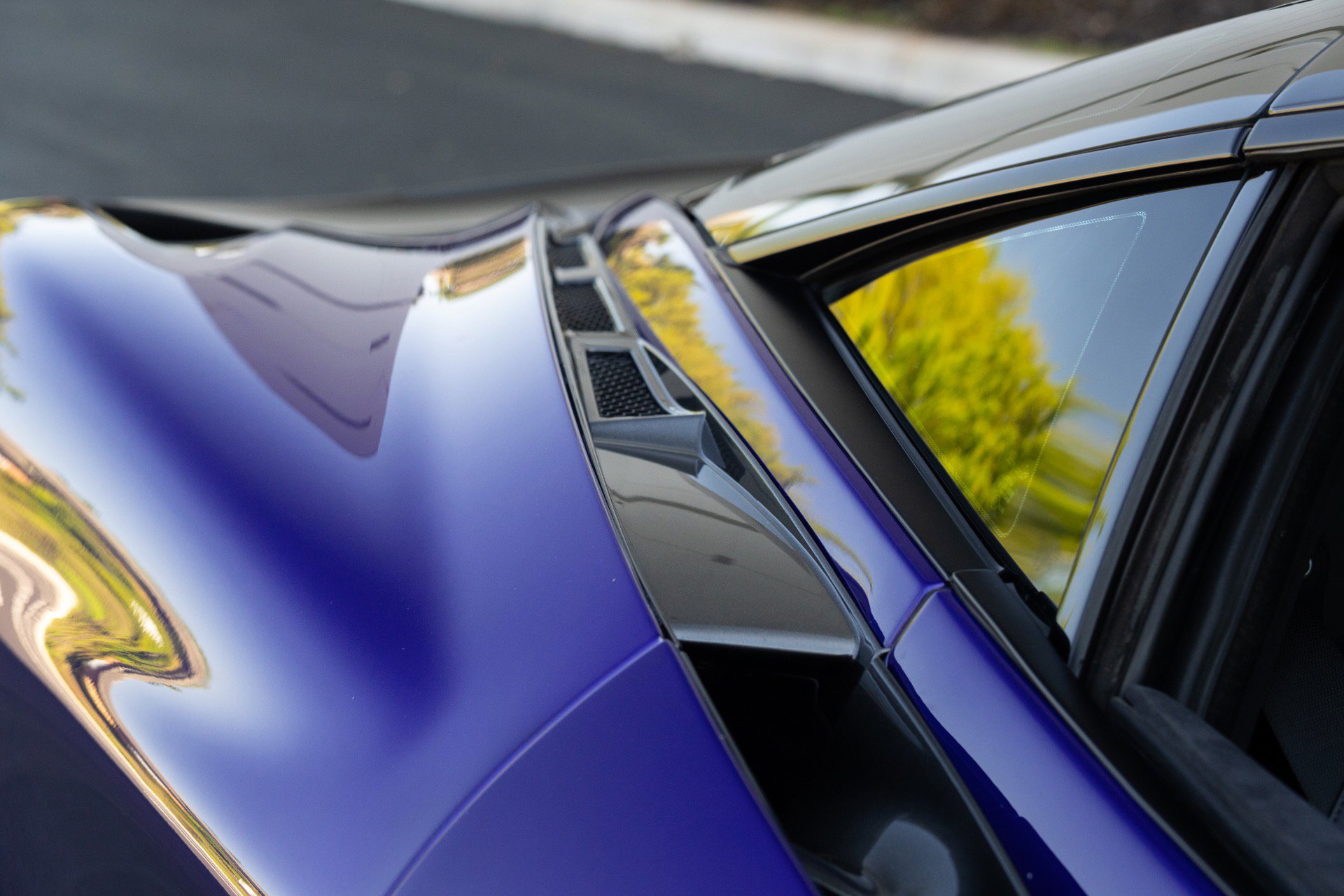 Used 2020 McLaren 720S image 13