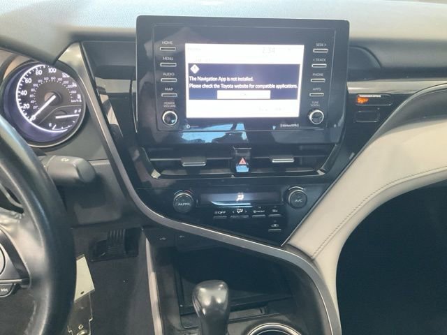 Used 2021 Toyota Camry SE image 15