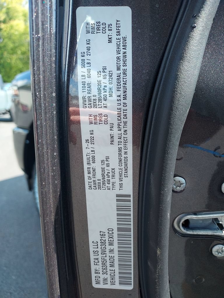 New 2027 RAM 2500 Laramie w/ Night Edition AWD/4WD image 24