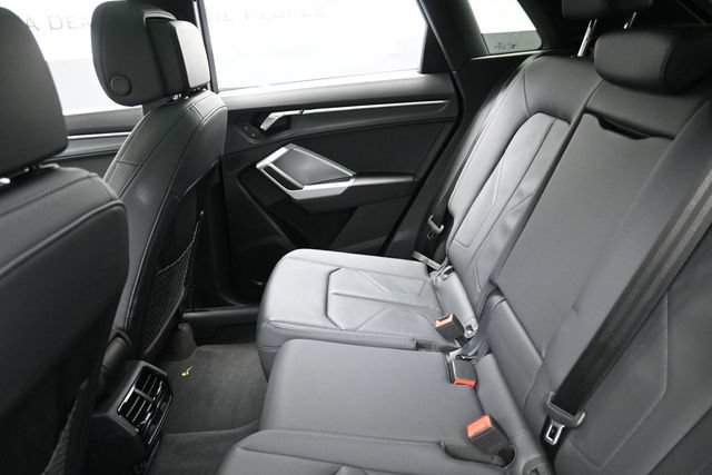 Used 2025 Audi Q3 2.0T Premium AWD/4WD image 24