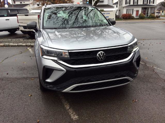 Used 2024 Volkswagen Taos S image 3