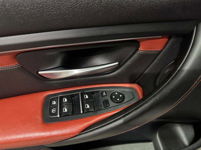 Used 2016 BMW M3 image 25