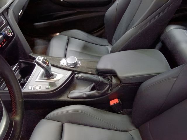 Used 2017 BMW 330i xDrive Sedan AWD/4WD image 17