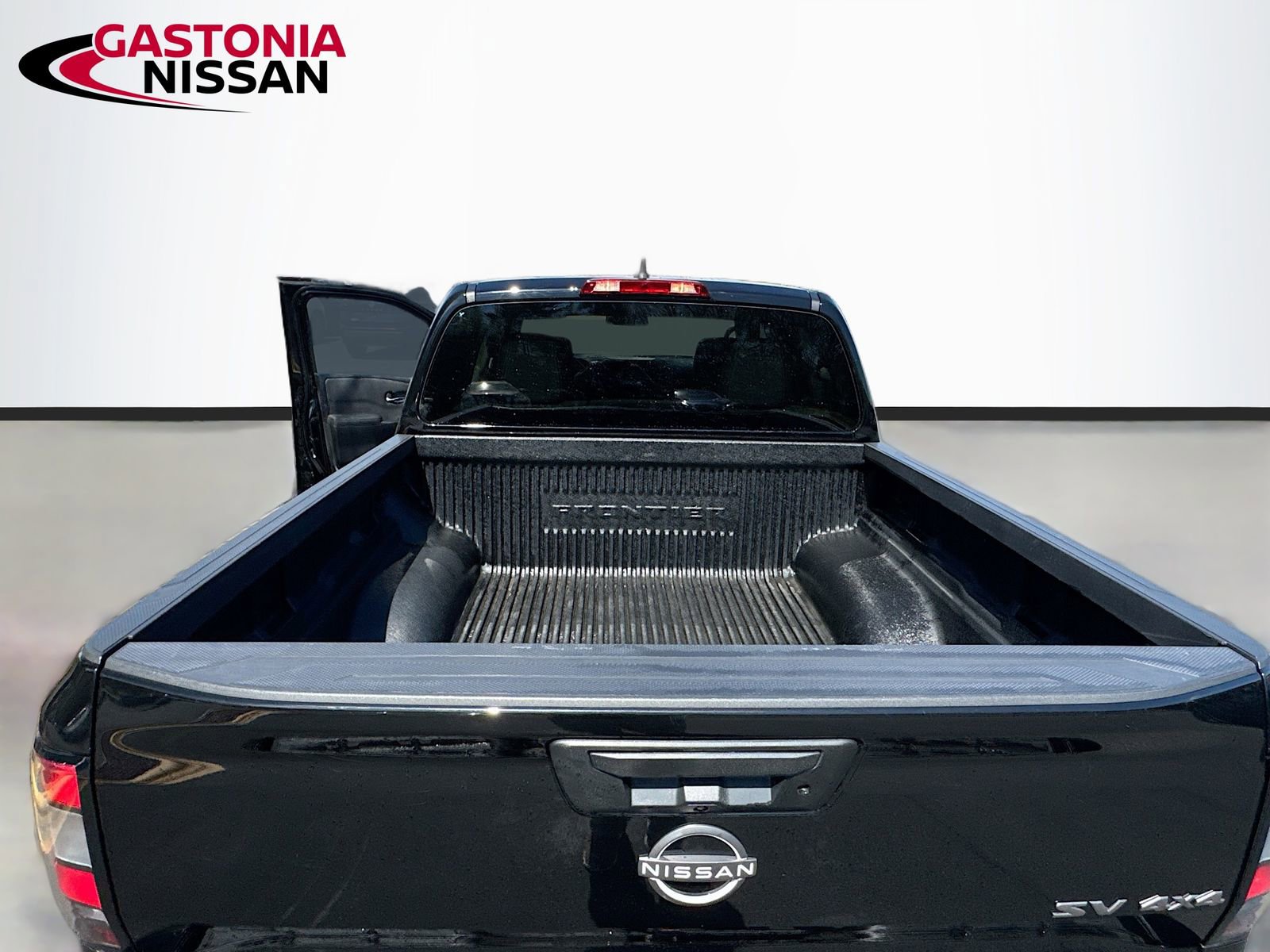 Used 2022 Nissan Frontier SV w/ Technology Package image 33