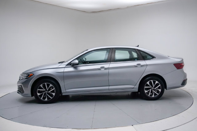 Used 2022 Volkswagen Jetta S FWD image 2