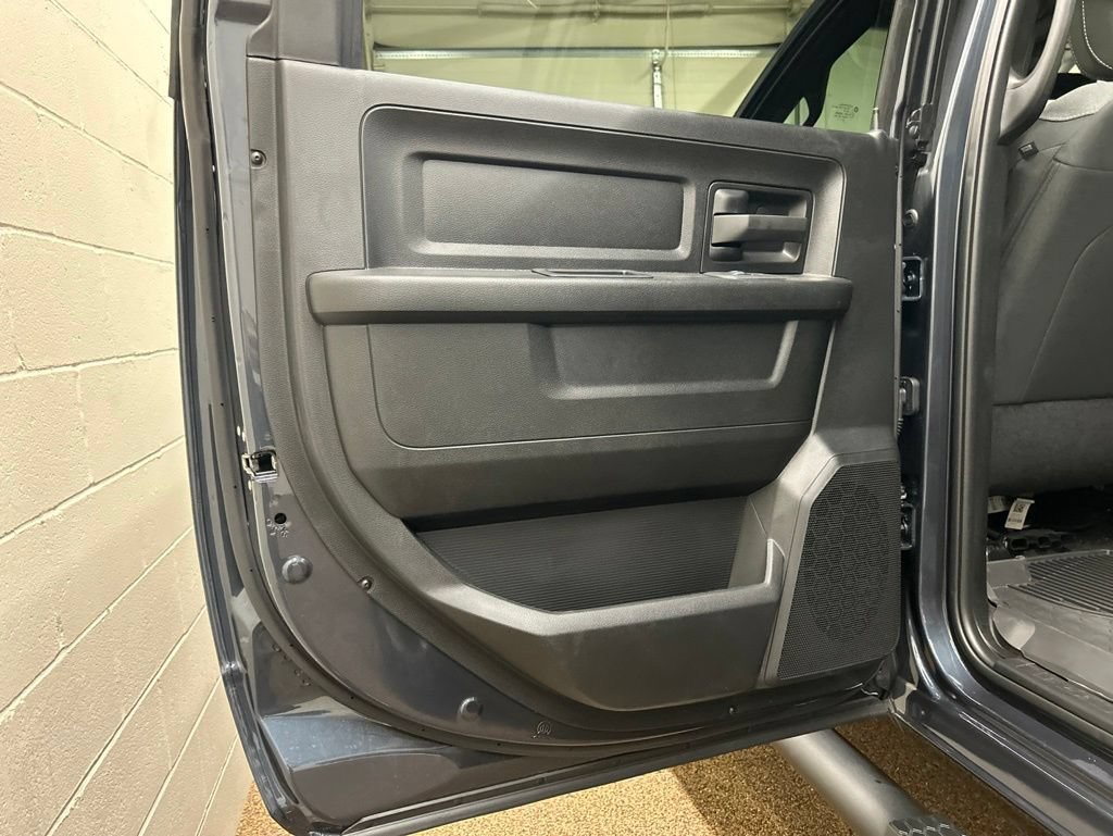 New 2026 RAM 2500 Warlock AWD/4WD image 14