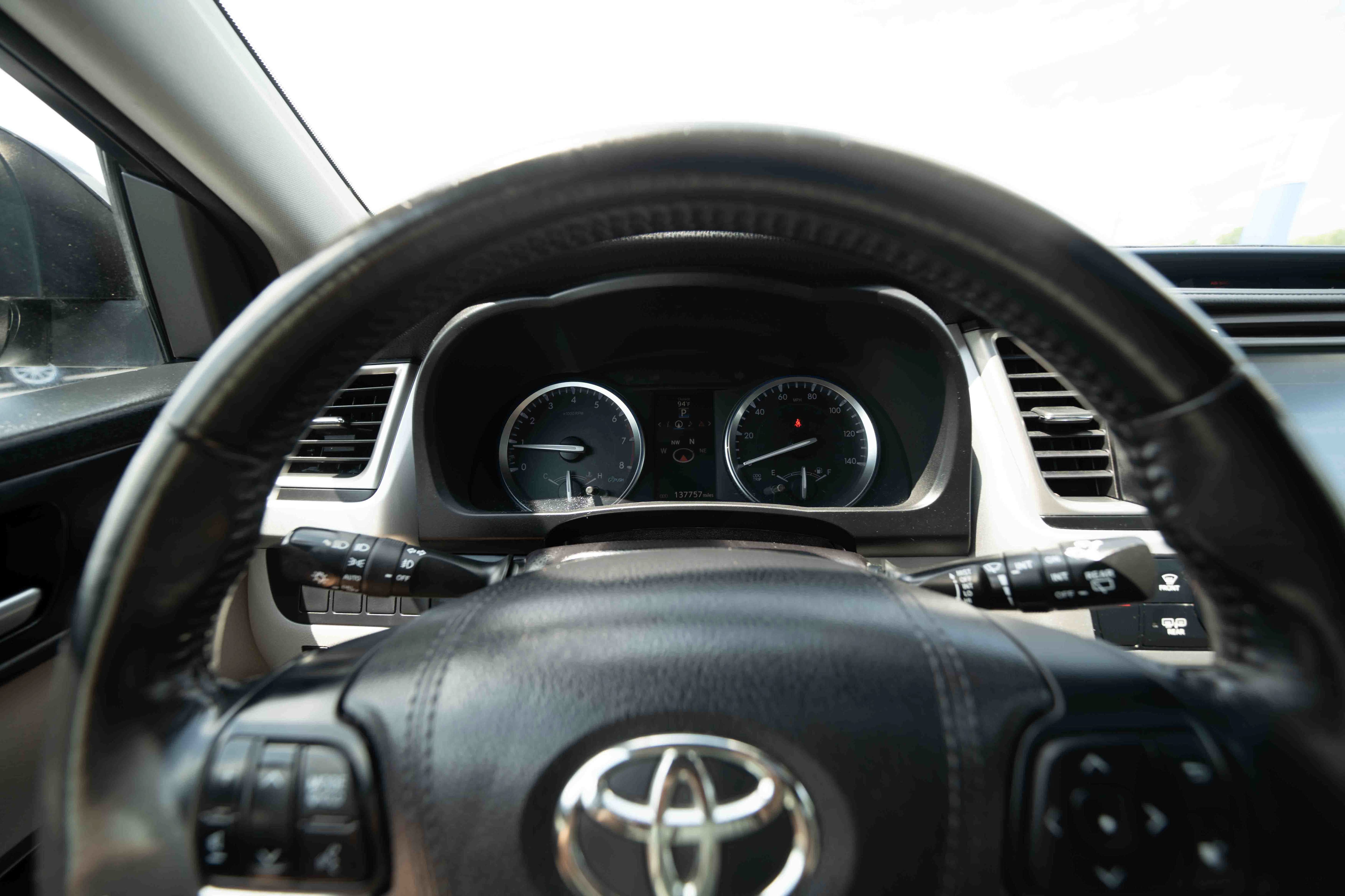 Used 2016 Toyota Highlander XLE AWD/4WD image 15