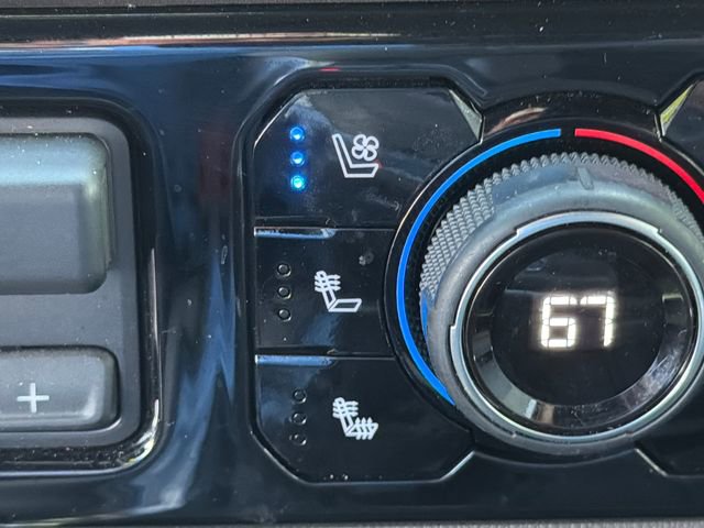 Used 2024 Chevrolet Silverado 1500 LTZ w/ LTZ Convenience Package II image 30