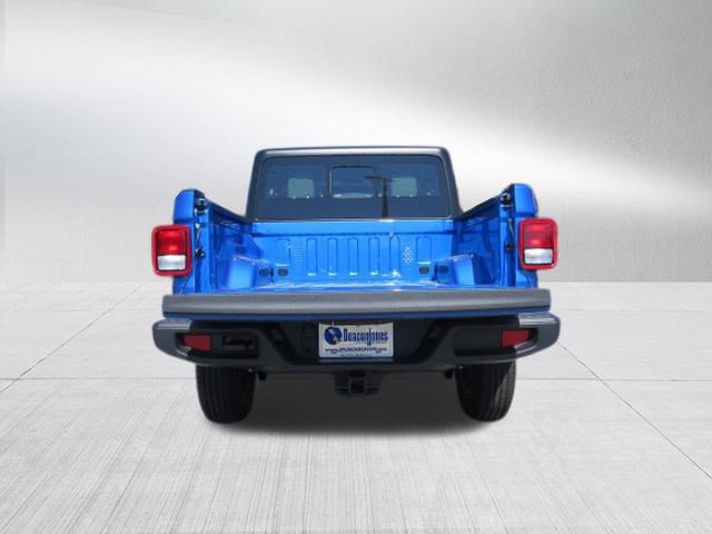 New 2026 Jeep Gladiator Sport AWD/4WD image 5