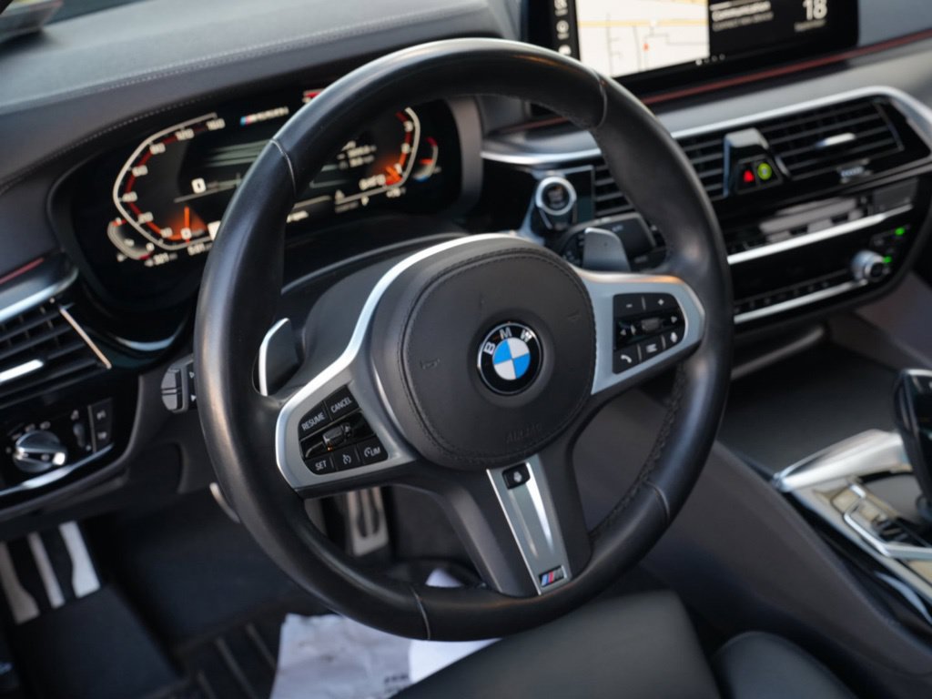 Used 2021 BMW M550i xDrive w/ Shadowloine Package AWD/4WD image 27