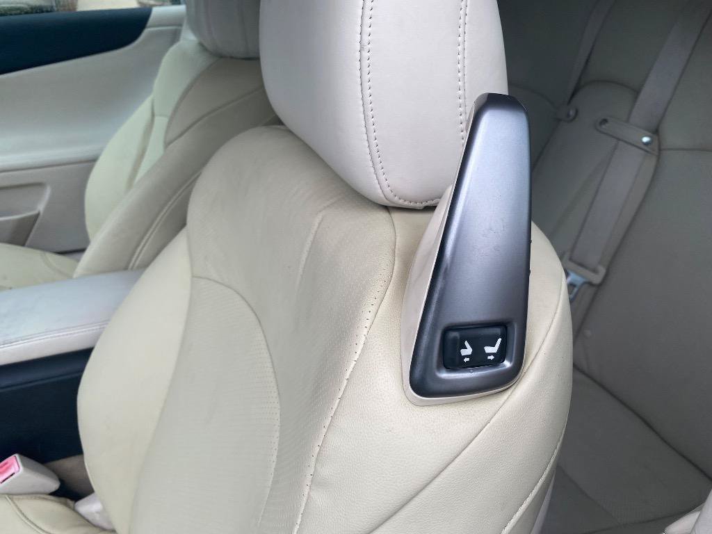 Used 2010 Lexus IS 250C RWD image 43