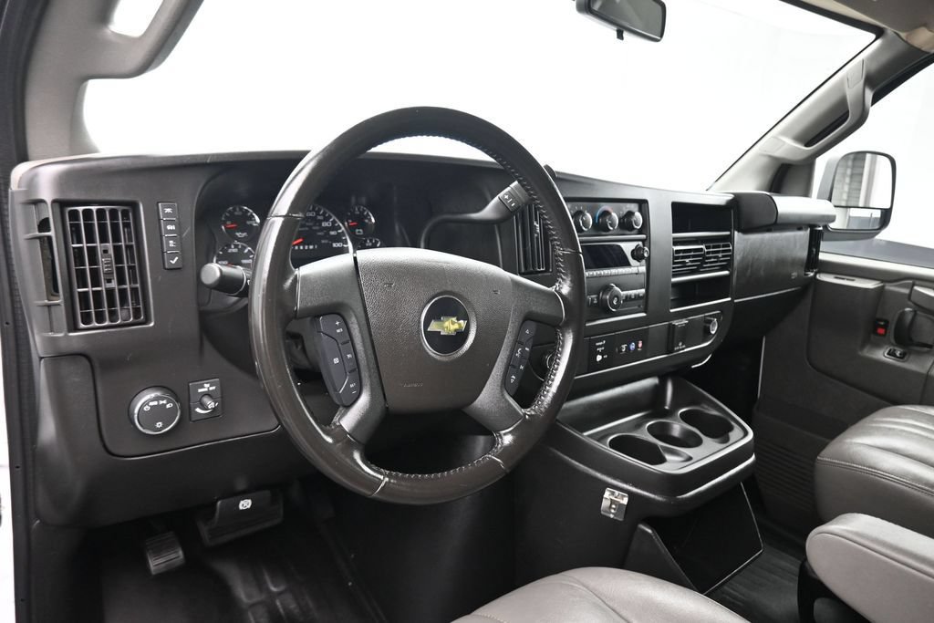 Used 2023 Chevrolet Express 3500 LS RWD image 13