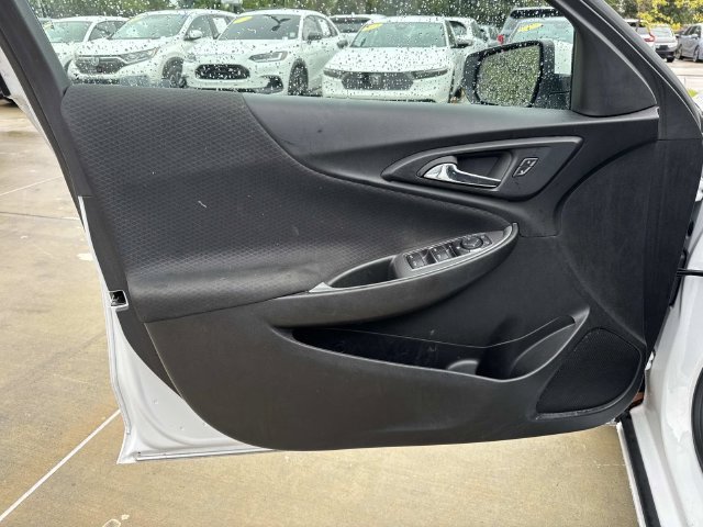 Used 2024 Chevrolet Malibu LT FWD image 19