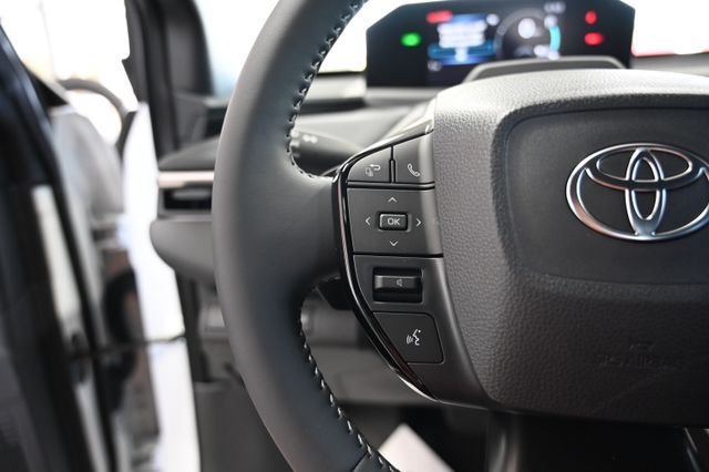 New 2026 Toyota C-HR AWD/4WD image 23