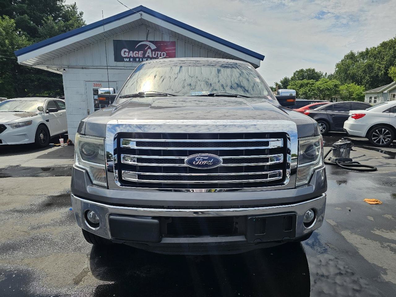 Used 2013 Ford F150 Lariat w/ Luxury Equipment Group AWD/4WD image 3