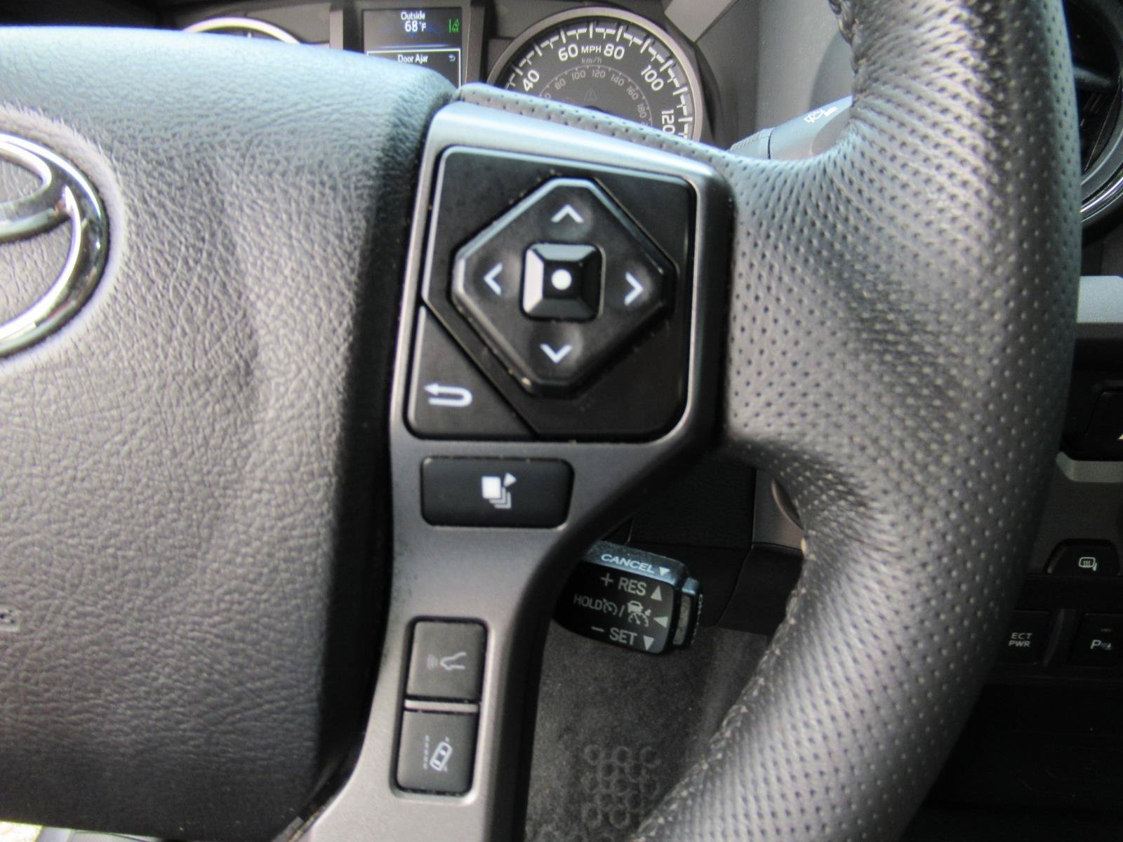 Used 2022 Toyota Tacoma TRD Sport w/ Technology Package RWD image 24
