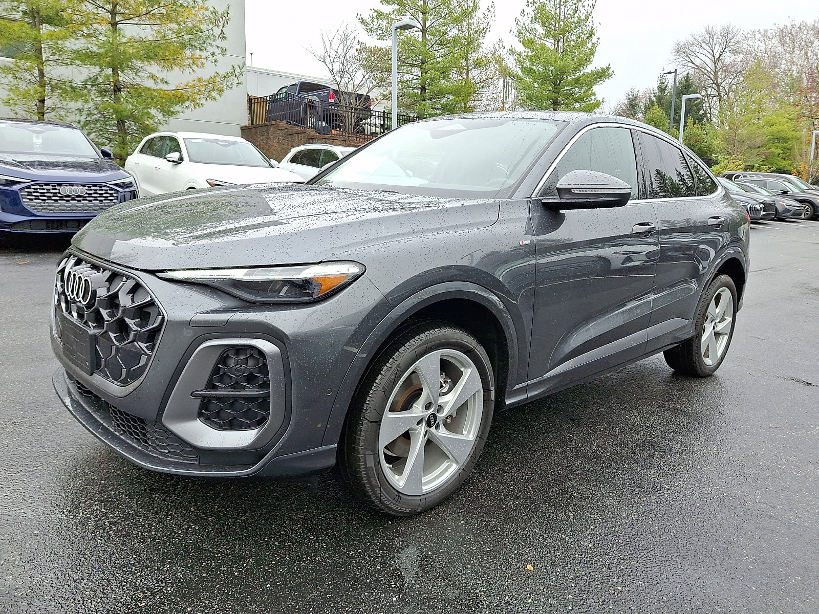 New 2025 Audi Q5 Premium Plus image 2