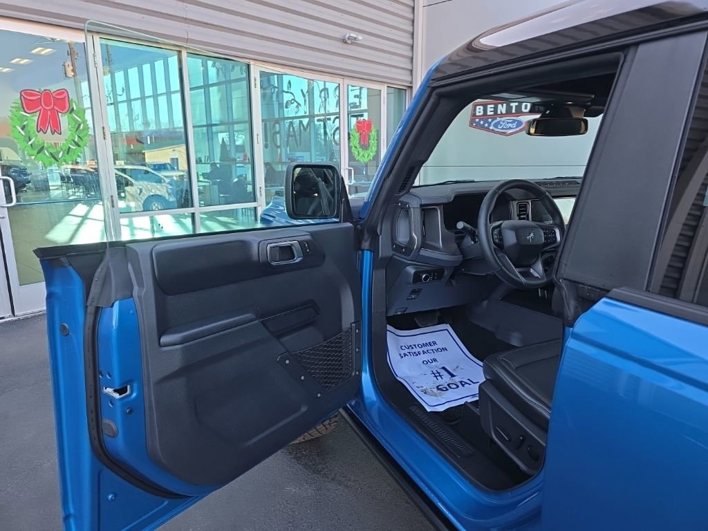 New 2025 Ford Bronco Badlands AWD/4WD image 9