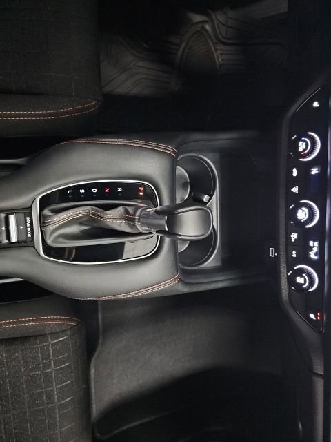 Used 2024 Honda HR-V Sport image 25