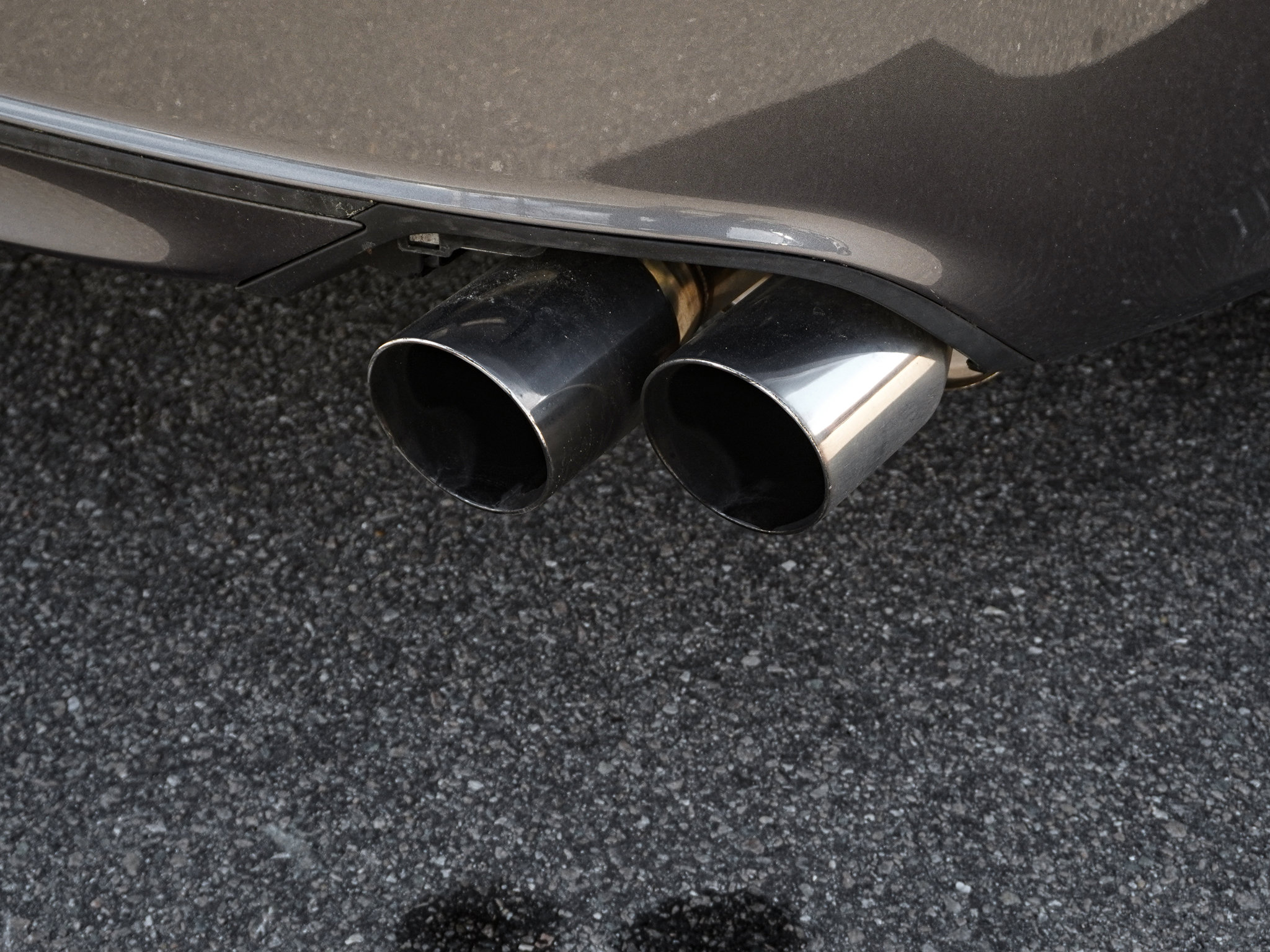 Used 2018 Honda Accord Touring image 11