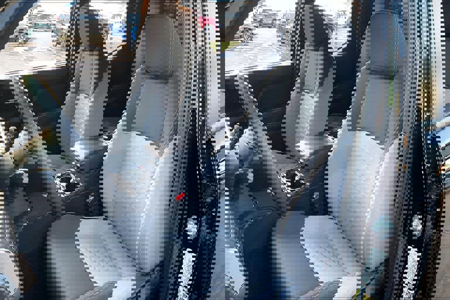 Used 2024 Toyota Tacoma TRD Off-Road image 9