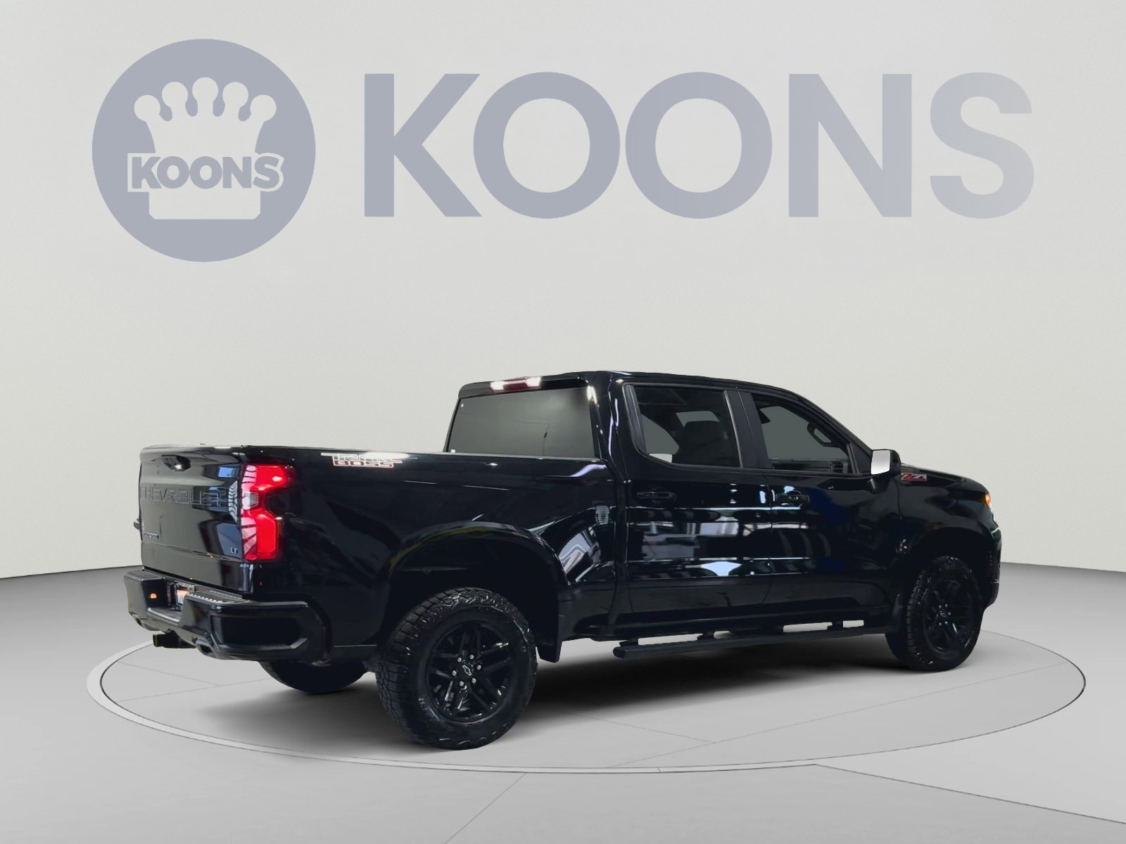Used 2023 Chevrolet Silverado 1500 LT Trail Boss AWD/4WD image 11