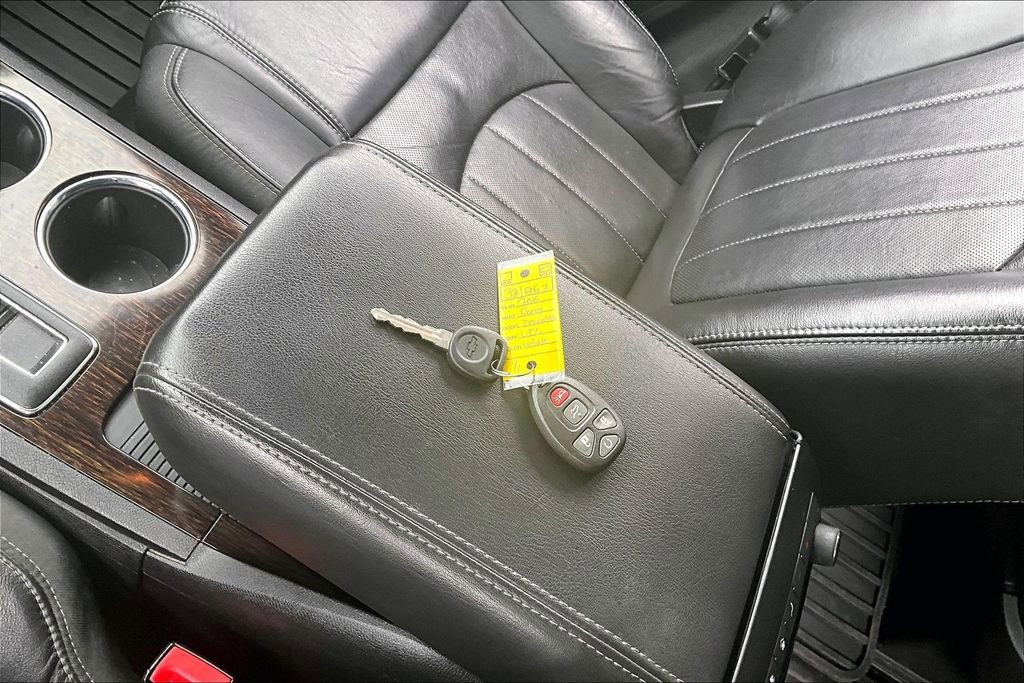 Used 2015 Chevrolet Traverse LTZ FWD image 10