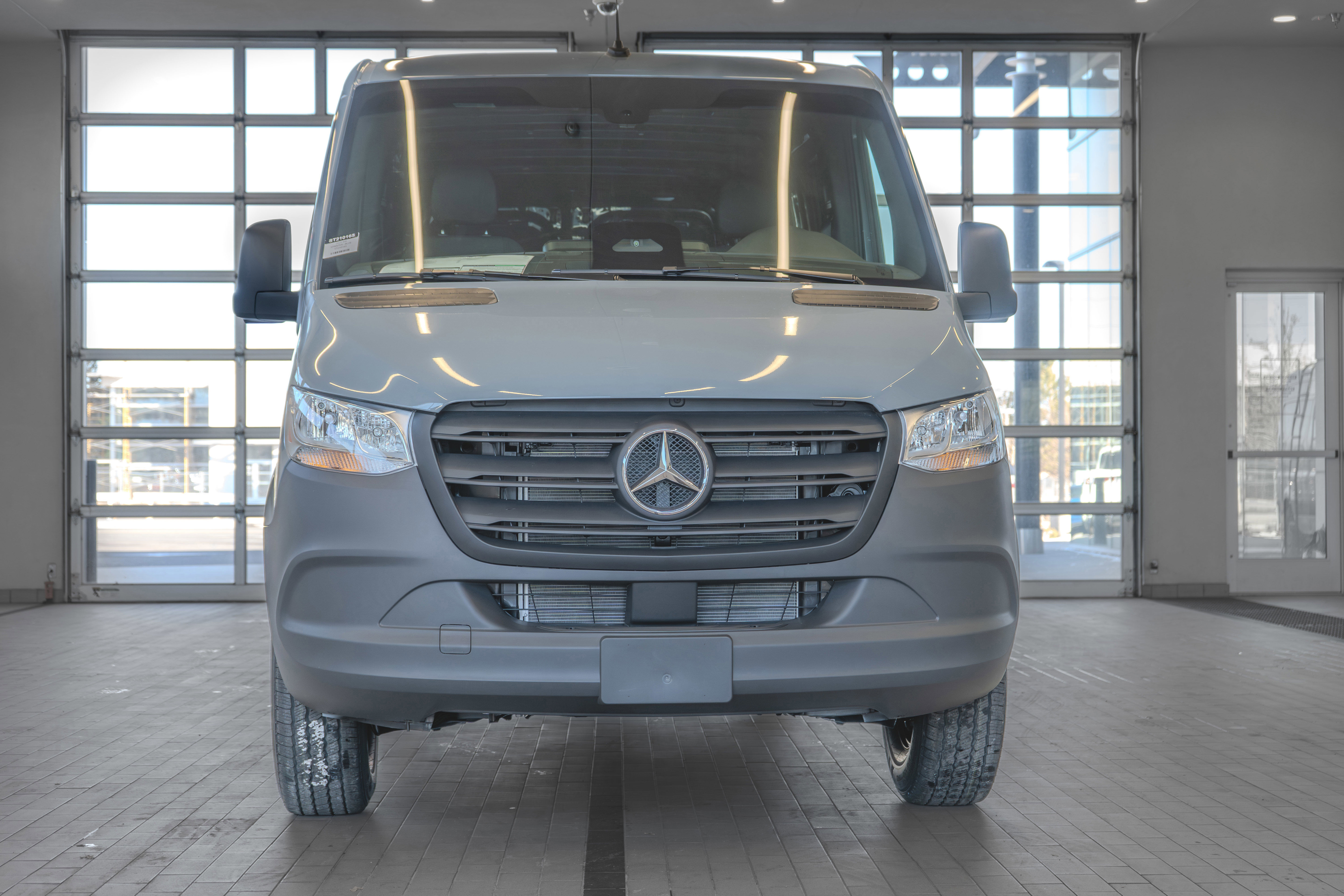Used 2025 Mercedes-Benz Sprinter 2500 image 11