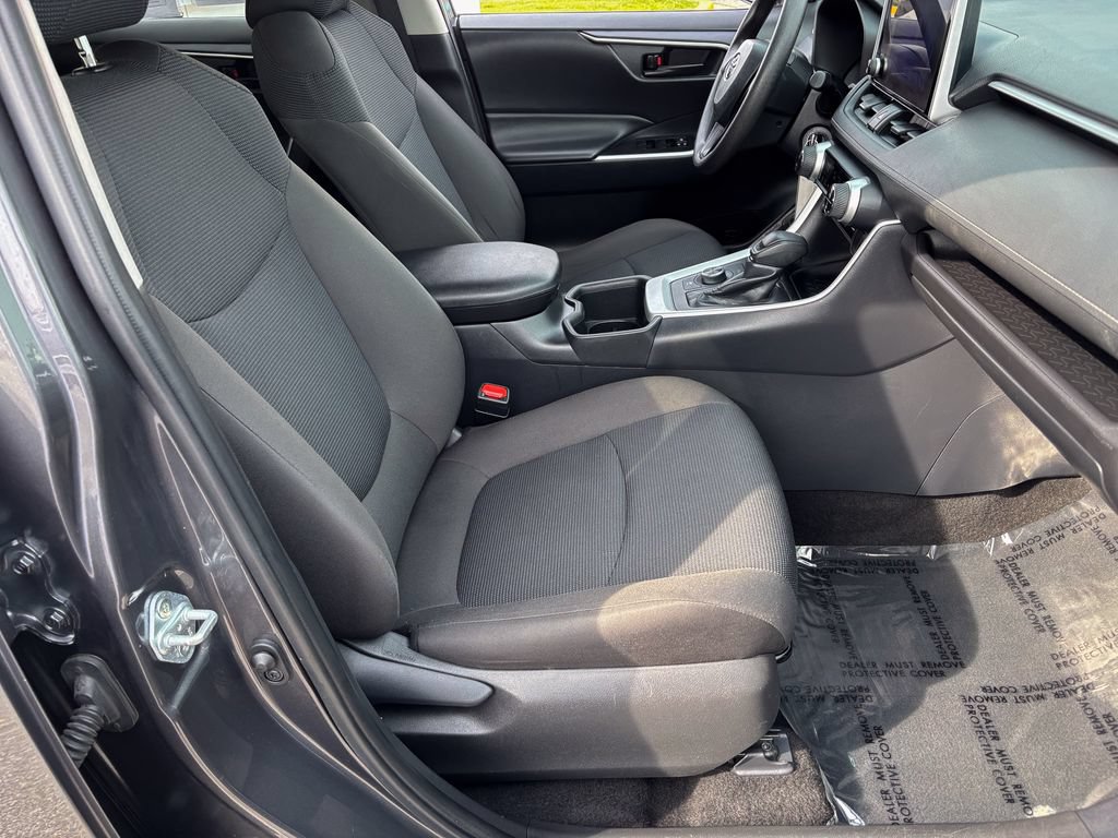 Certified 2024 Toyota RAV4 LE AWD/4WD image 35
