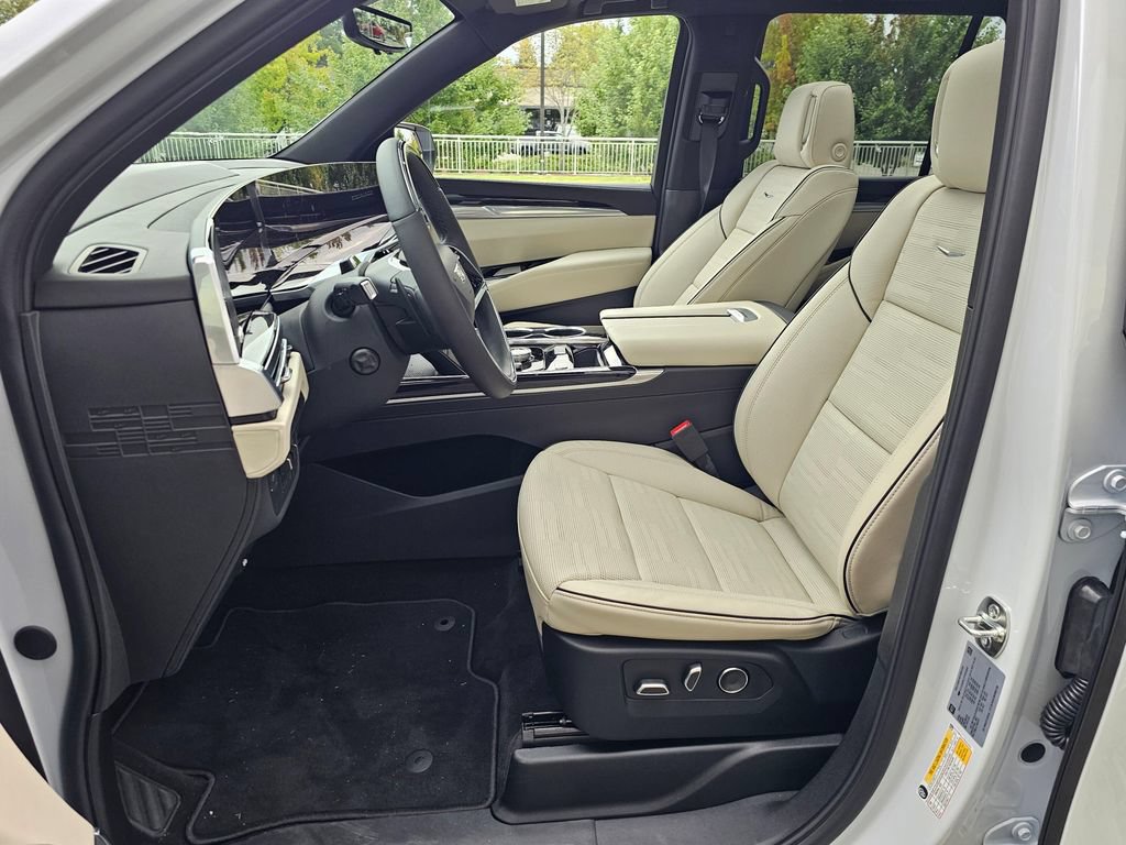New 2026 Cadillac Escalade Sport w/ Touring Package AWD/4WD image 23