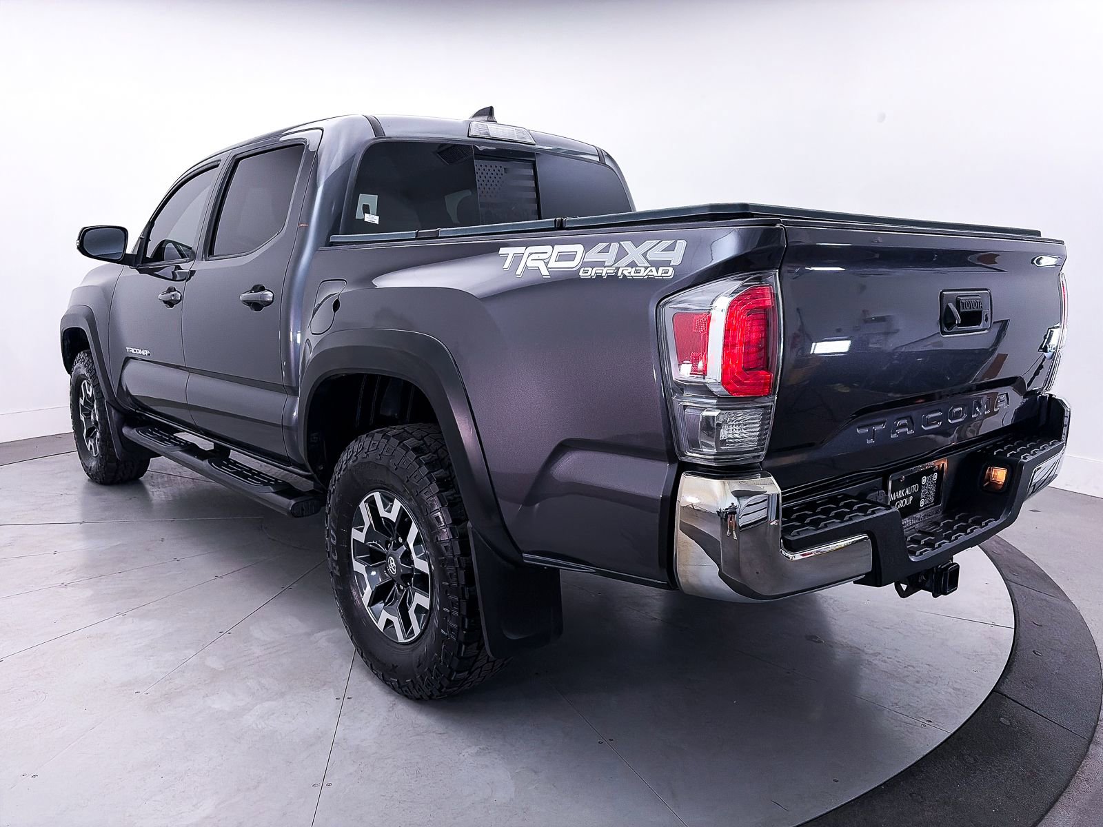 Used 2021 Toyota Tacoma TRD Off-Road AWD/4WD image 8