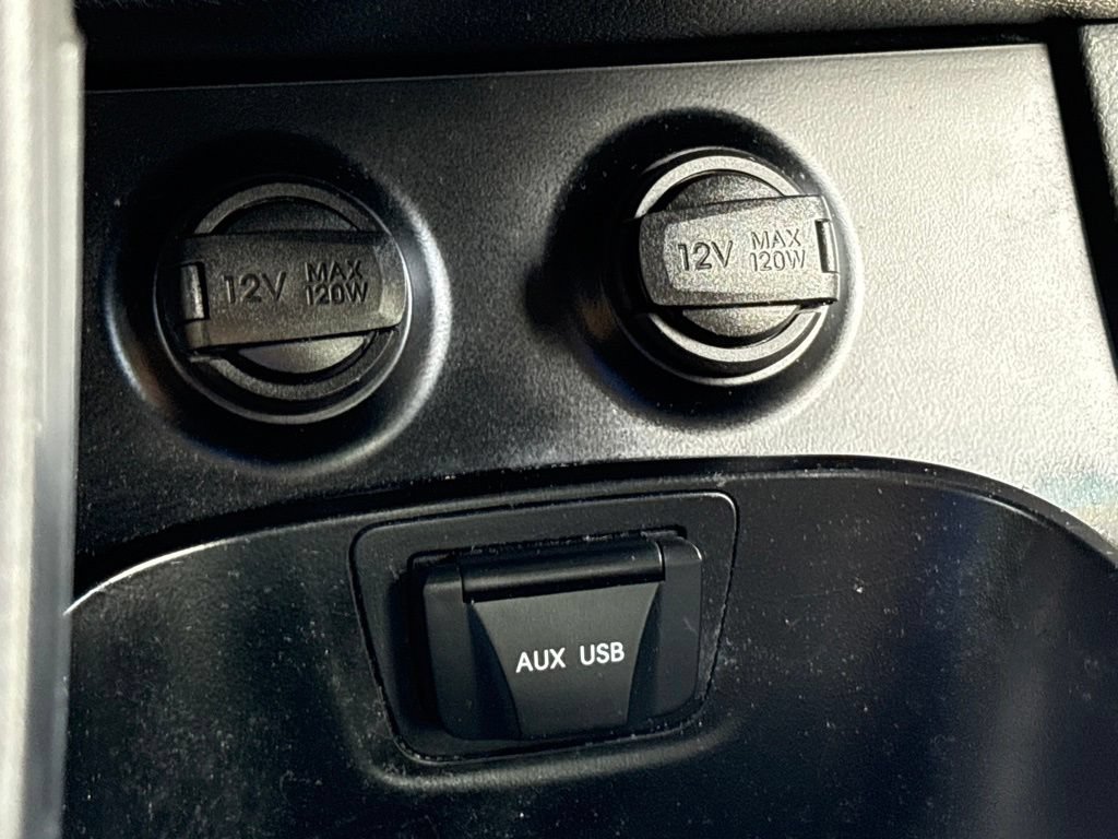 Used 2015 Hyundai Santa Fe Sport AWD/4WD image 16