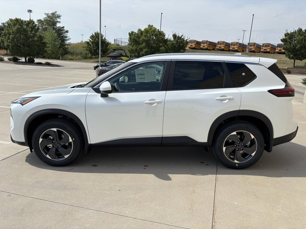 New 2026 Nissan Rogue SV w/ SV Premium Package image 3