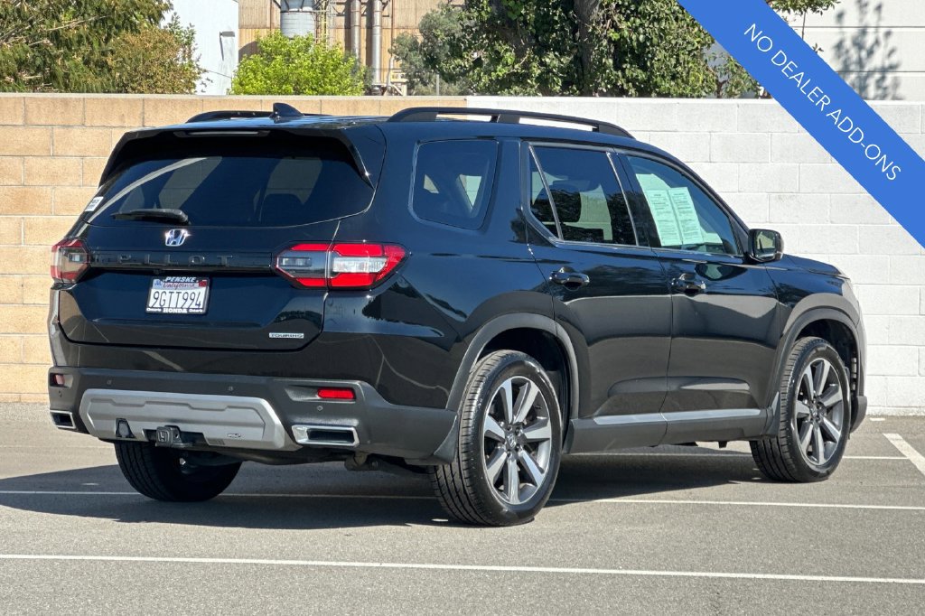 Certified 2023 Honda Pilot Touring image 4