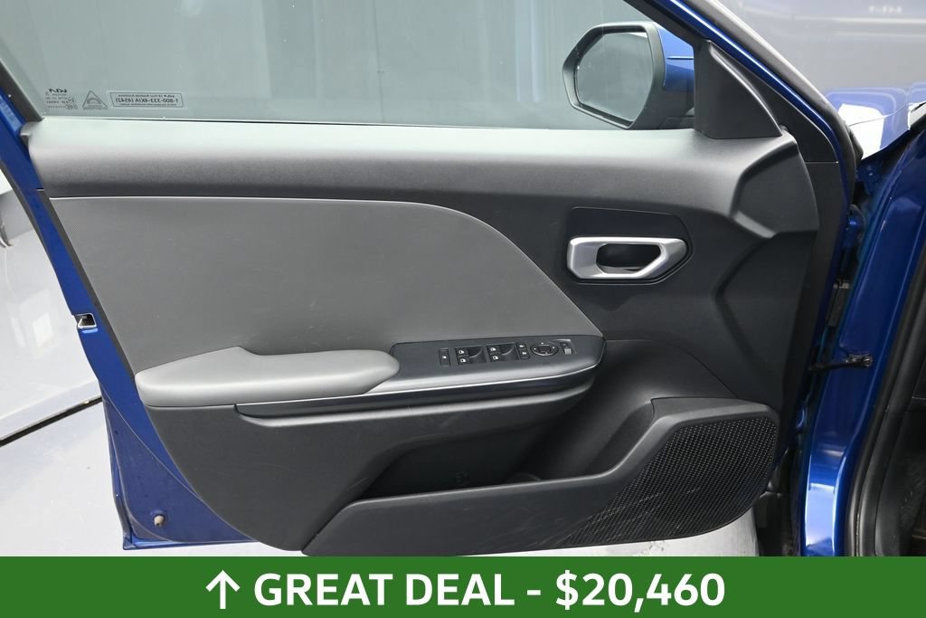 Used 2025 Kia K4 FWD image 17