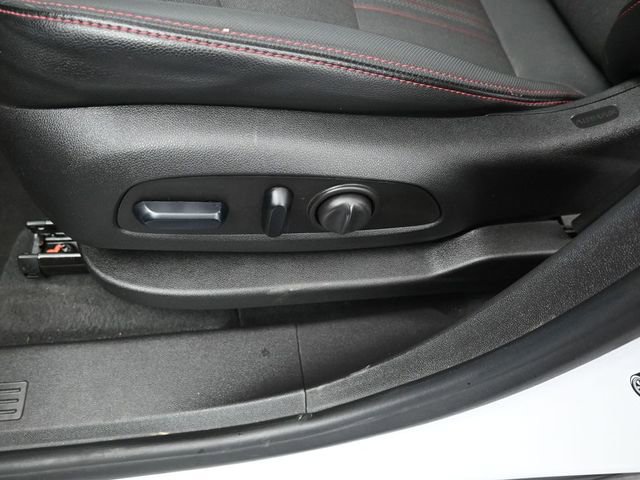 Used 2024 Chevrolet Equinox RS FWD image 25