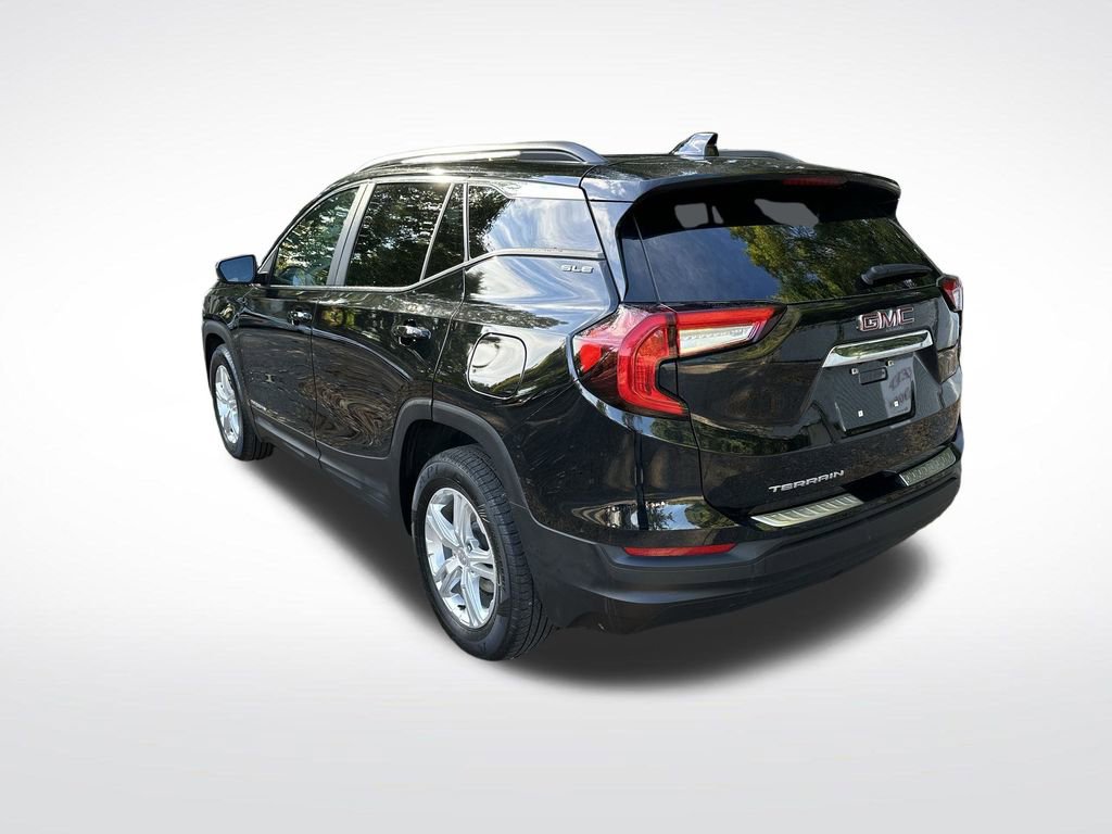 Certified 2022 GMC Terrain SLE w/ Driver Convenience Package image 6