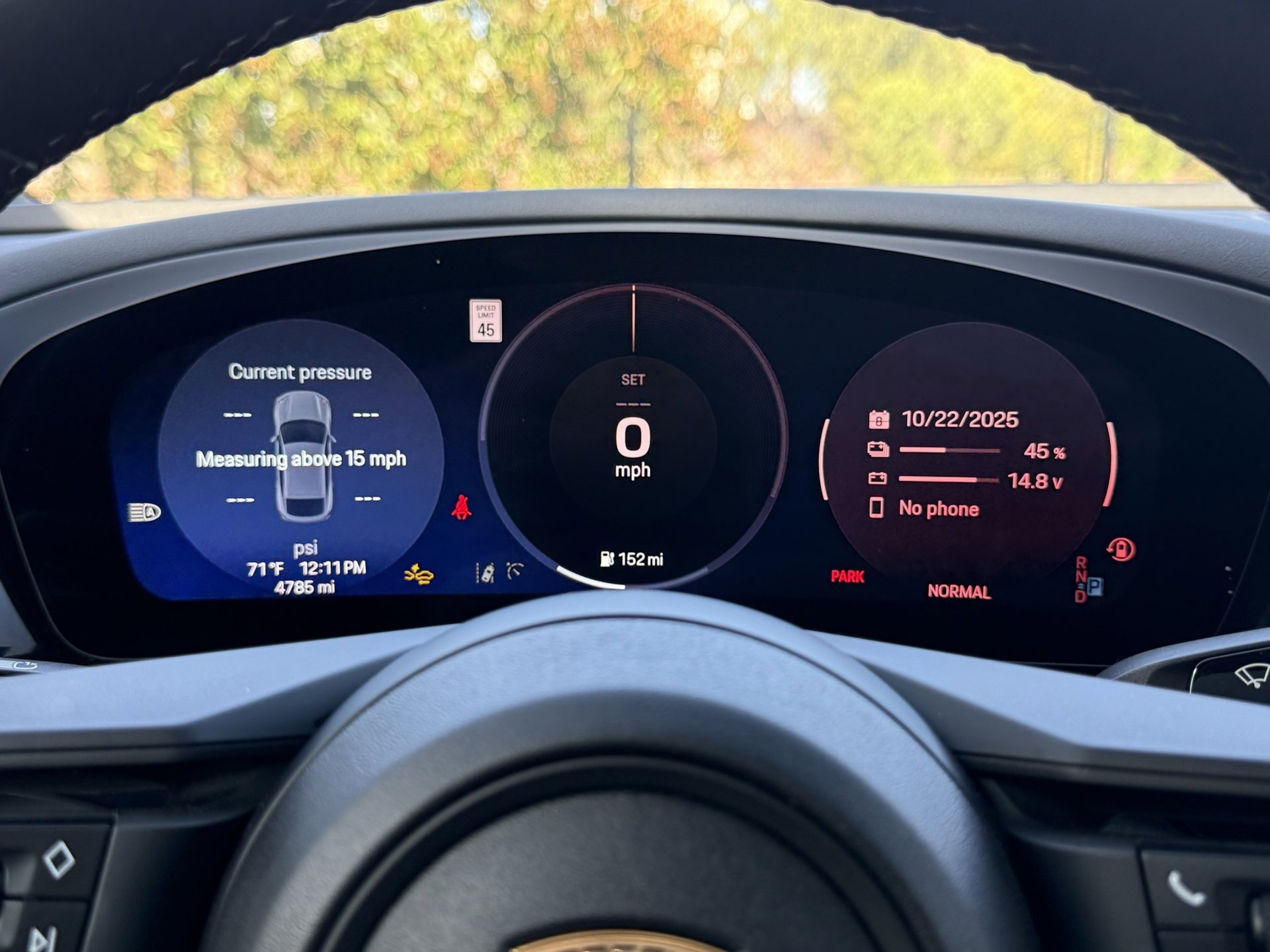Used 2025 Porsche Macan Electric image 16