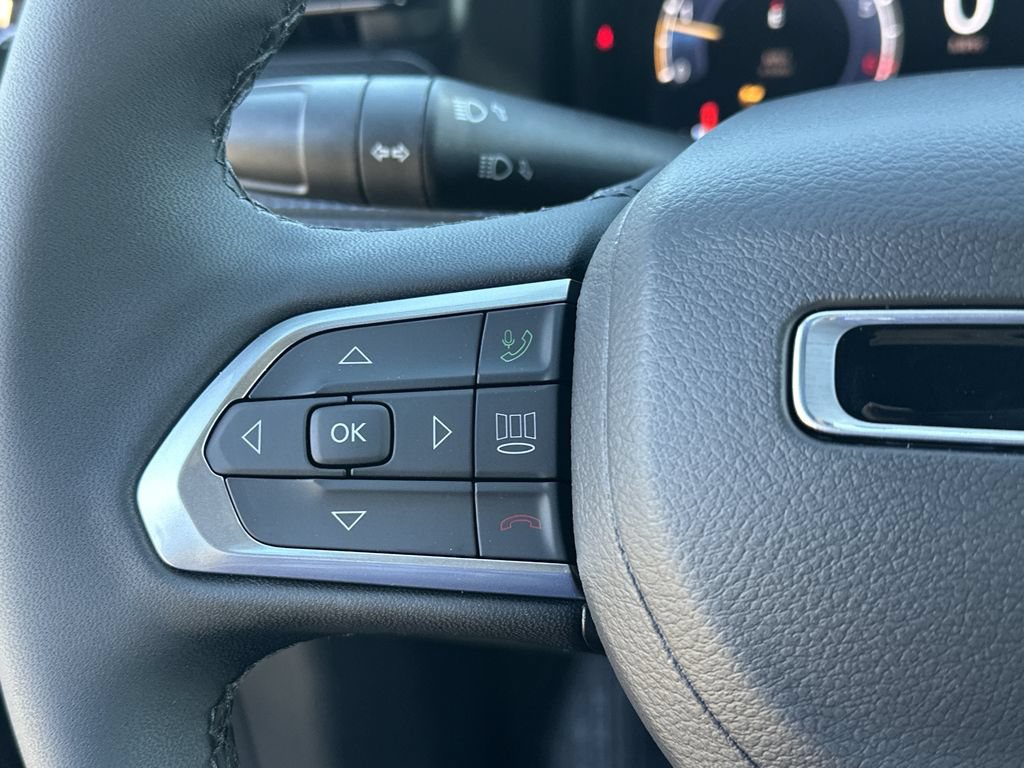 New 2026 Jeep Compass Limited w/ Sun, Sound & Navigation Group AWD/4WD image 12