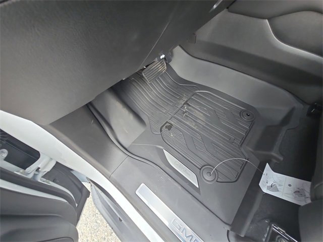 New 2026 GMC Yukon Elevation image 36