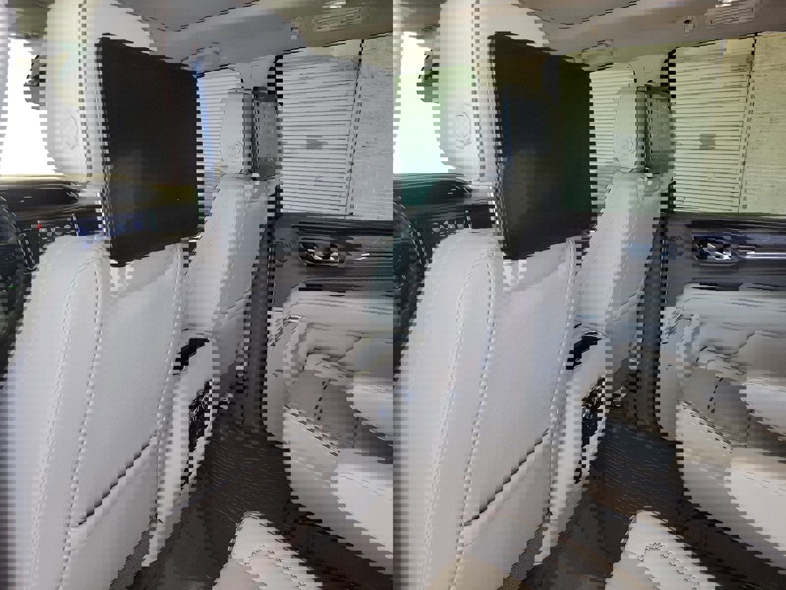 Certified 2021 GMC Yukon Denali w/ Denali Premium Package RWD image 17