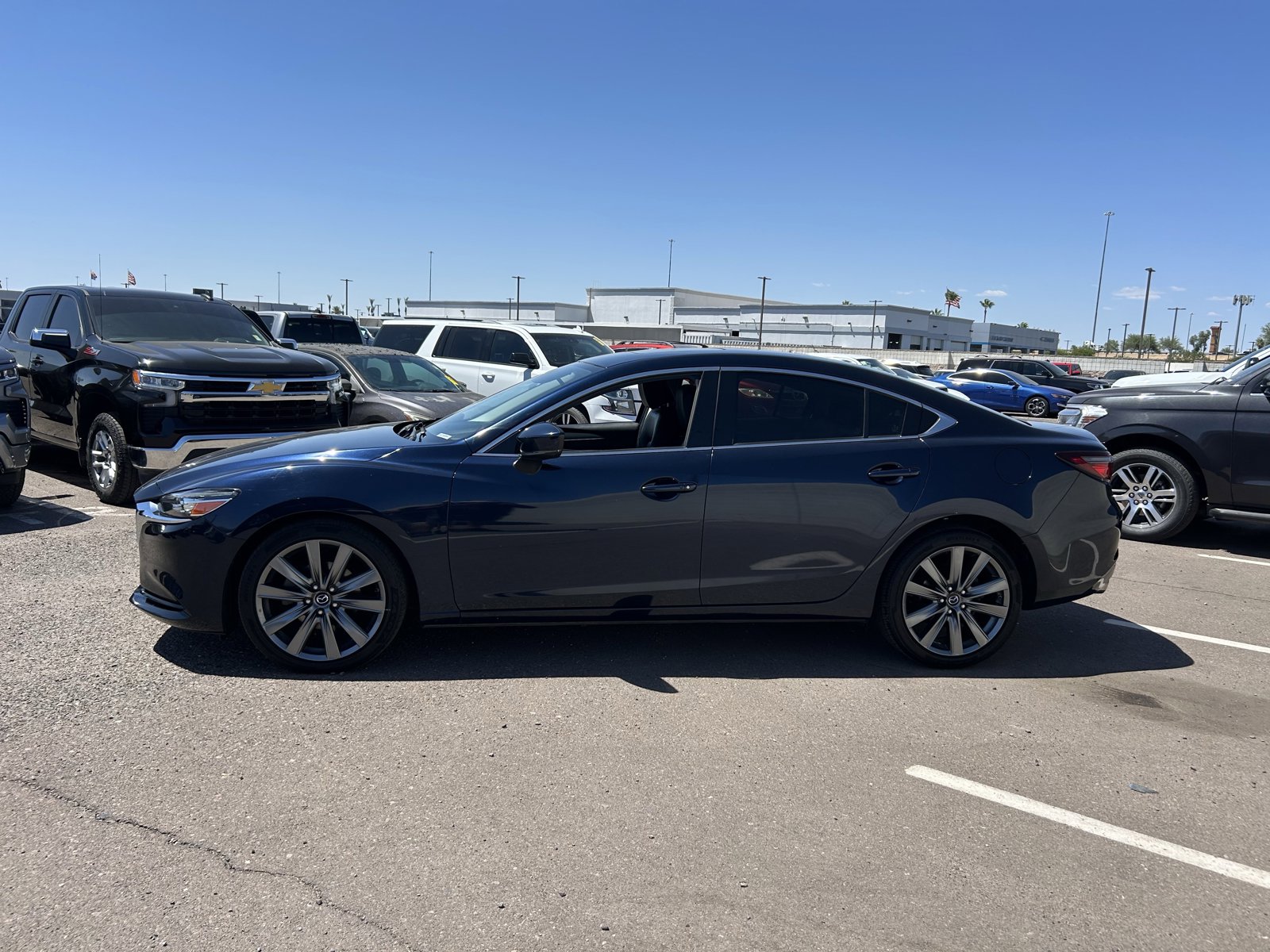 Used 2018 MAZDA MAZDA6 Touring FWD image 2