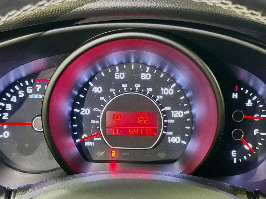 Used 2017 Kia Soul + w/ Designer's Package FWD image 10