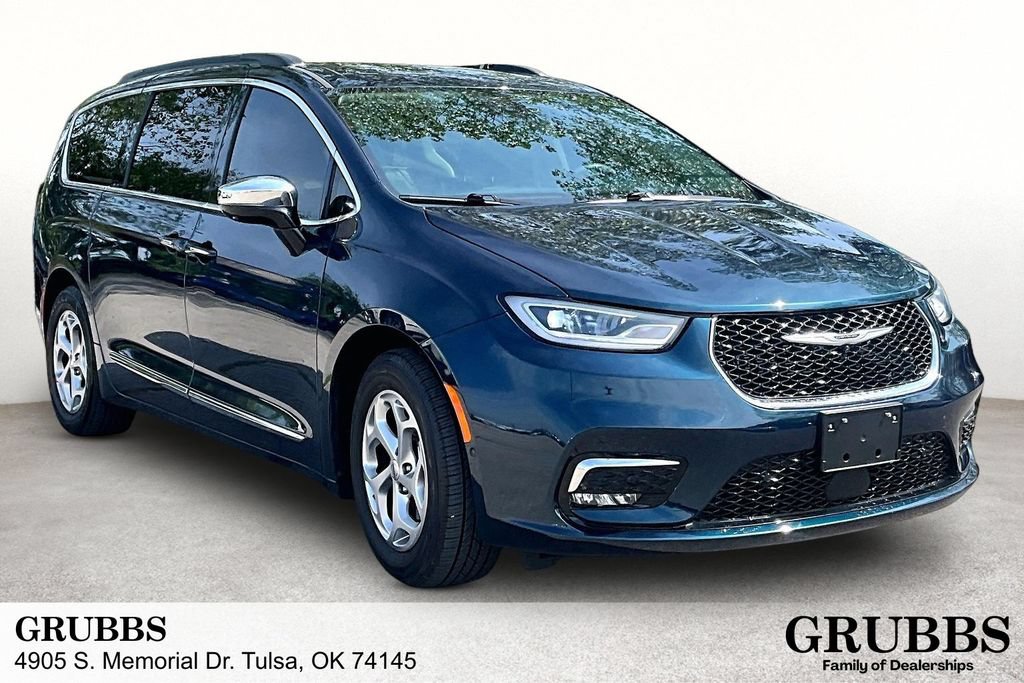 Used 2023 Chrysler Pacifica Limited