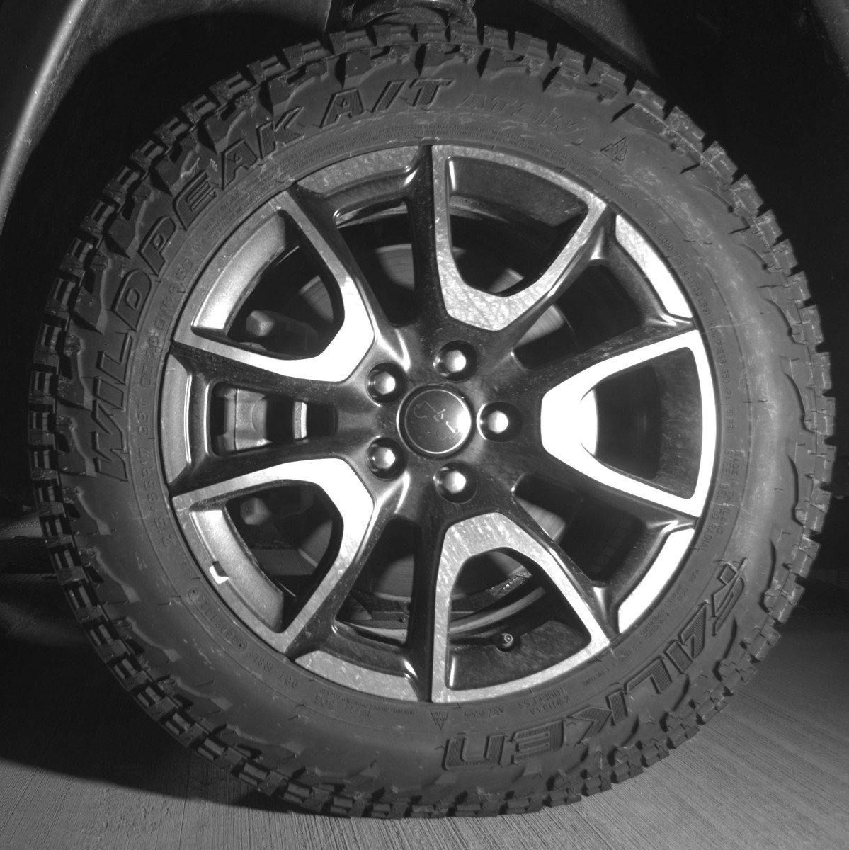 Used 2025 Jeep Compass Trailhawk image 12