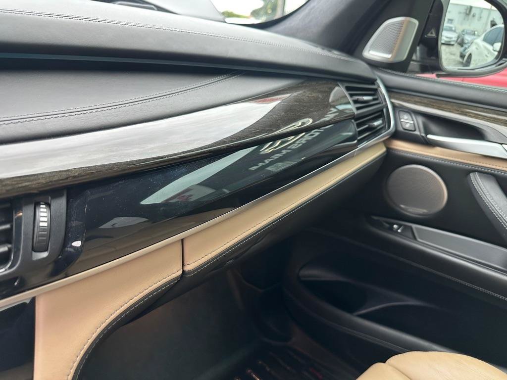 Used 2017 BMW X5 M AWD/4WD image 31