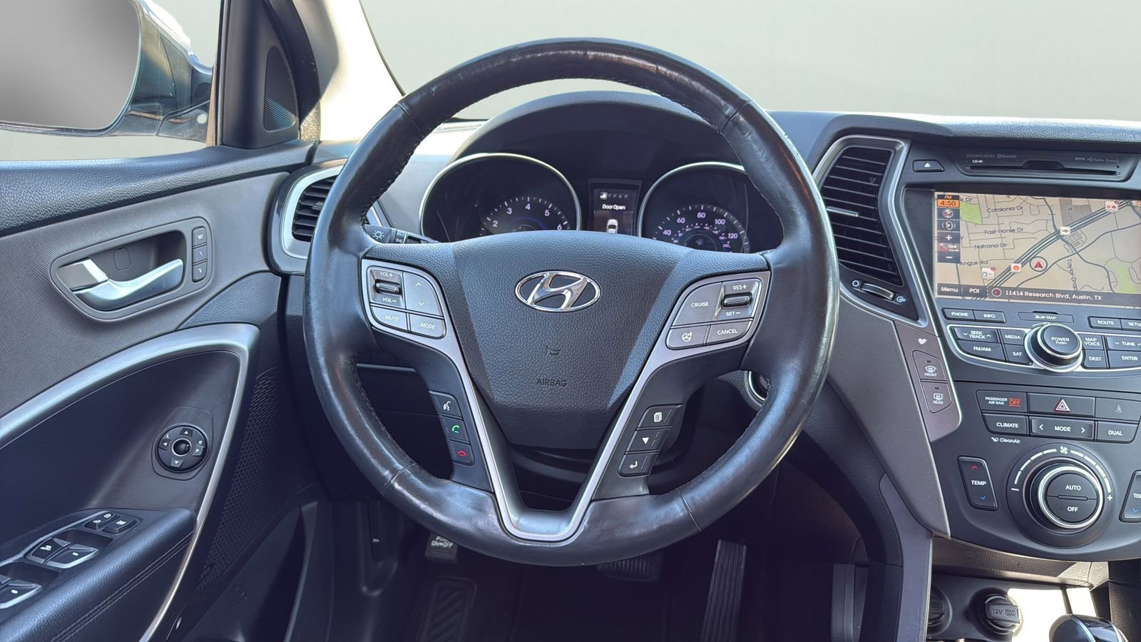Used 2014 Hyundai Santa Fe Sport w/ Technology Package 04 FWD image 9